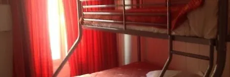 Hotel Untalented - Parigi
