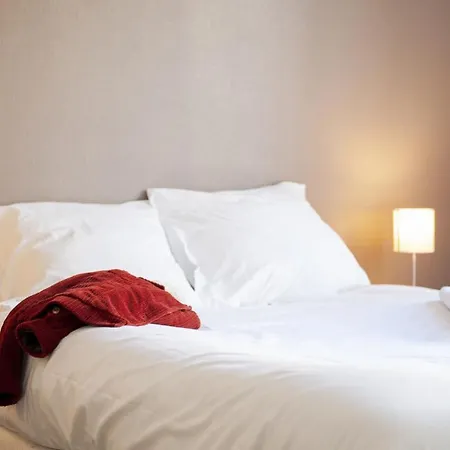 Untalented - Hotel 3*