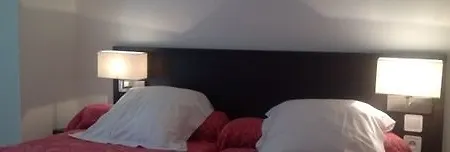 Untalented Hotel - Villette