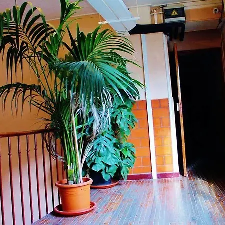 Untalented Hotel - Villette Hotel