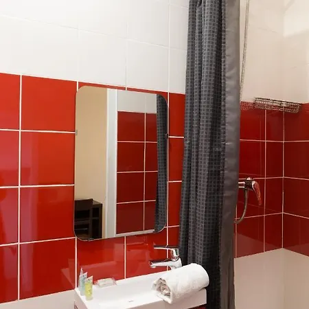 Otel Untalented - Paris